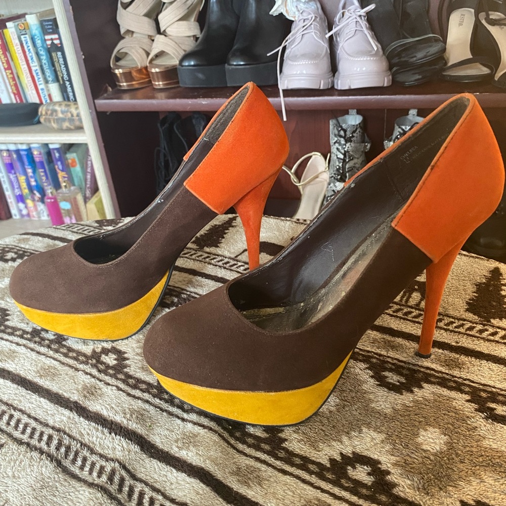 Color lock Platform Heel Womens Size 11